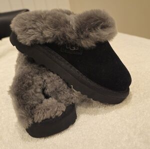 UGG Slippers Kids 6